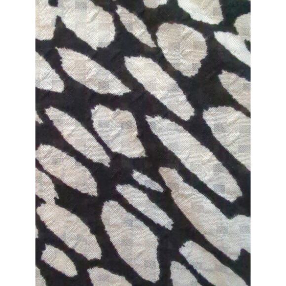 Sleeveless Tank Snow Leopard Print Who What Wear Blouse Sheer Womens Size XL - Picture 3 of 7